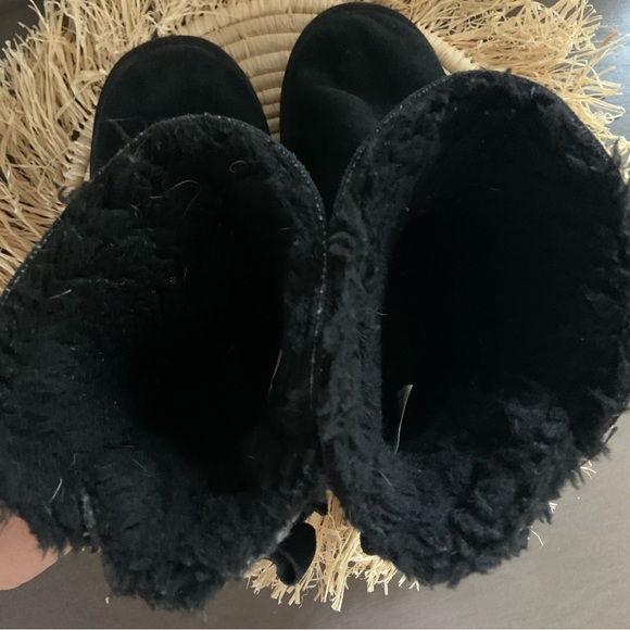 UGG Koolaburra Attie Bow Faux Fur Lined Boots Black Size 5 - Picture 7 of 16